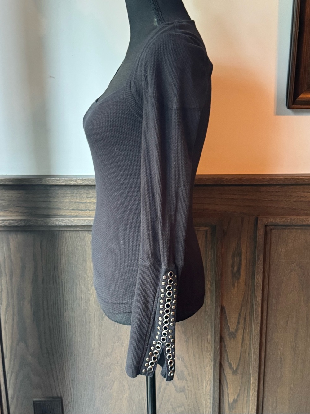 Free people a little unruly thermal long sleeve black metal medium - Picture 4 of 8